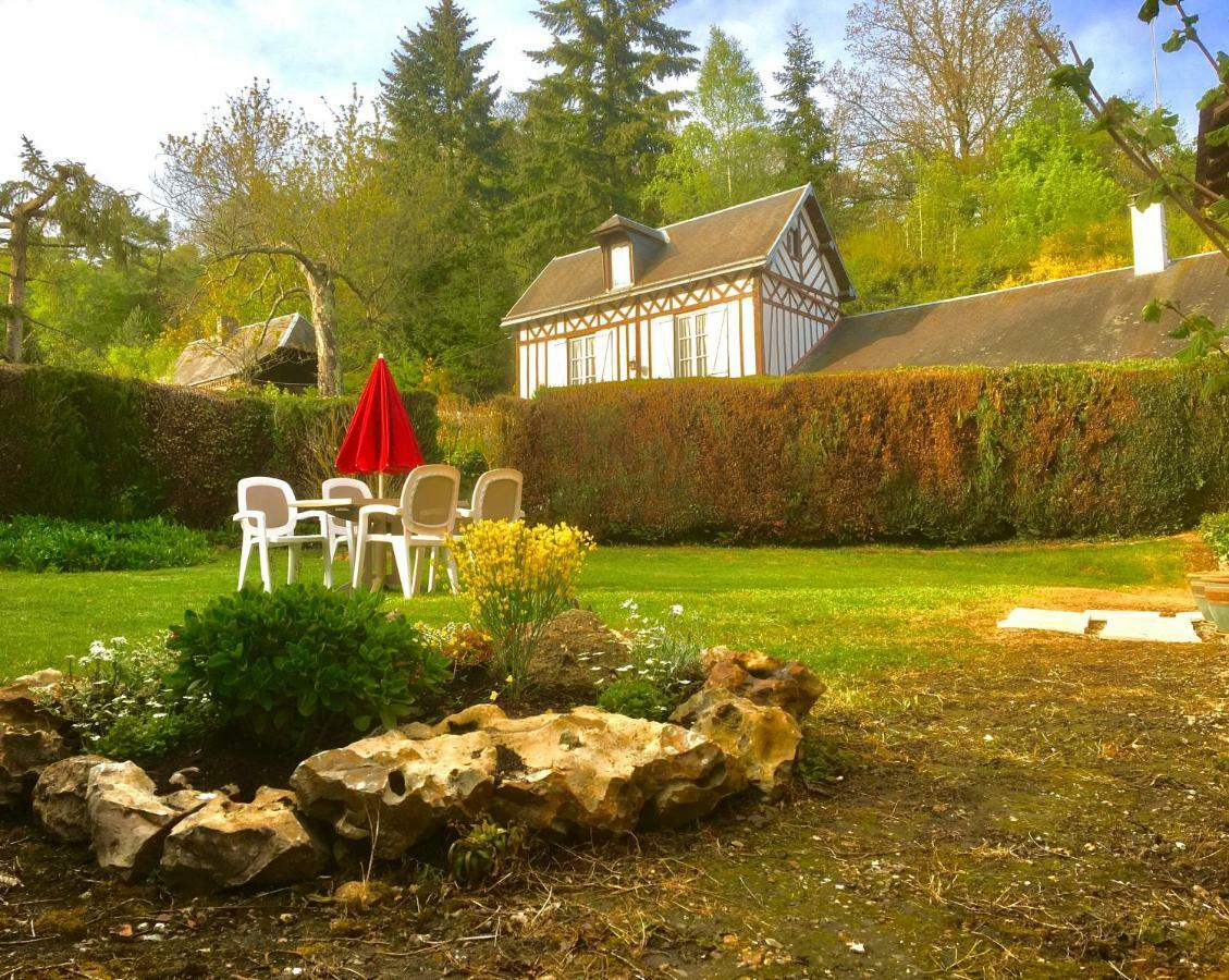 L'Ajoussienne Villa Exteriör bild