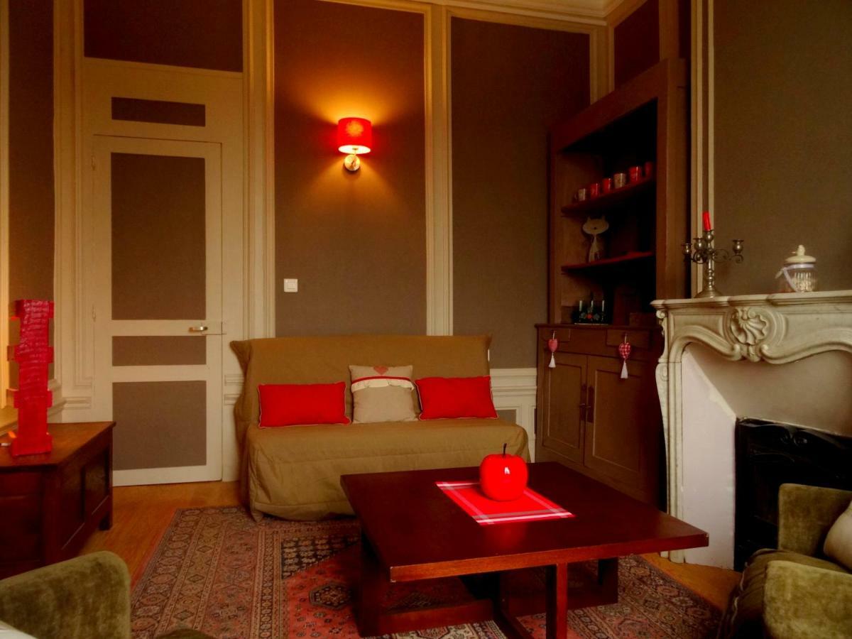 L'Ajoussienne Villa Exteriör bild