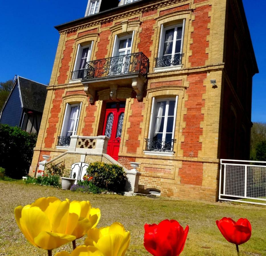 L'Ajoussienne Villa Exteriör bild